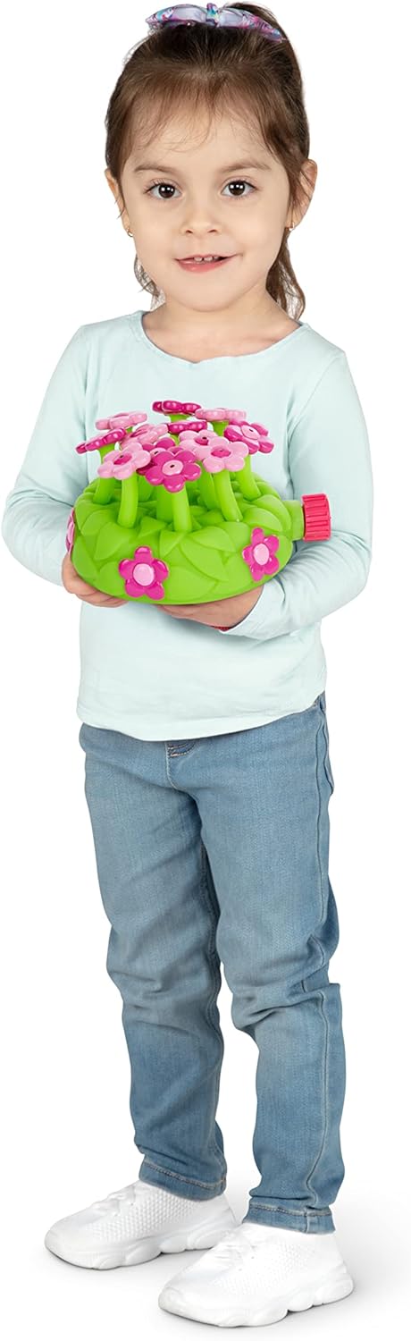 Melissa & Doug Sunny Patch Pretty Petals Flower Sprinkler Toy with Hose Attachment Toddler and Kids Outdoor Water Play Ages 3+