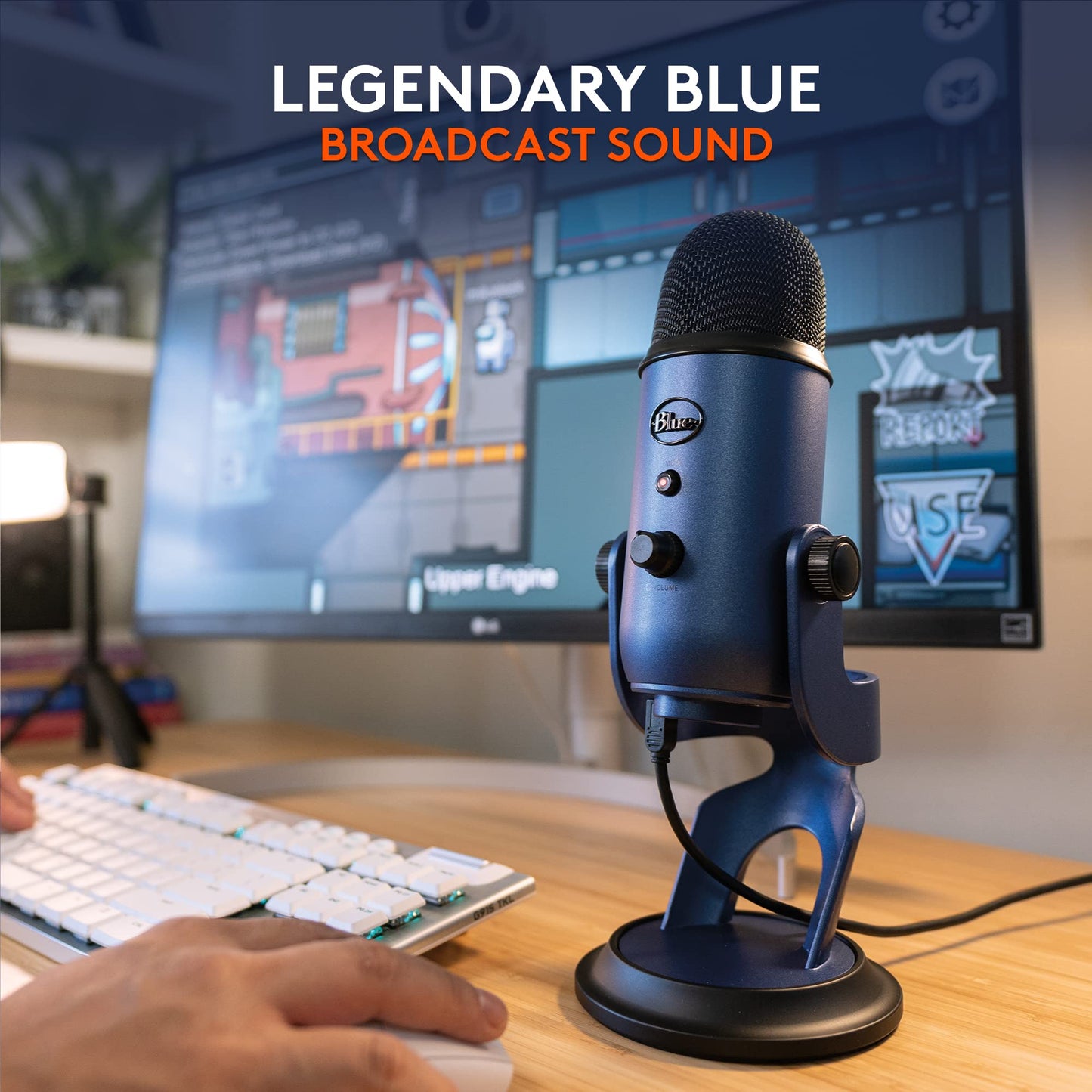 Logitech Creators Blue Yeti USB Microphone for PC, Mac, Gaming, Recording, Streaming, Podcasting, Studio and Computer Condenser Mic with Blue VO!CE effects, 4 Pickup Patterns, Plug and Play - Blackout