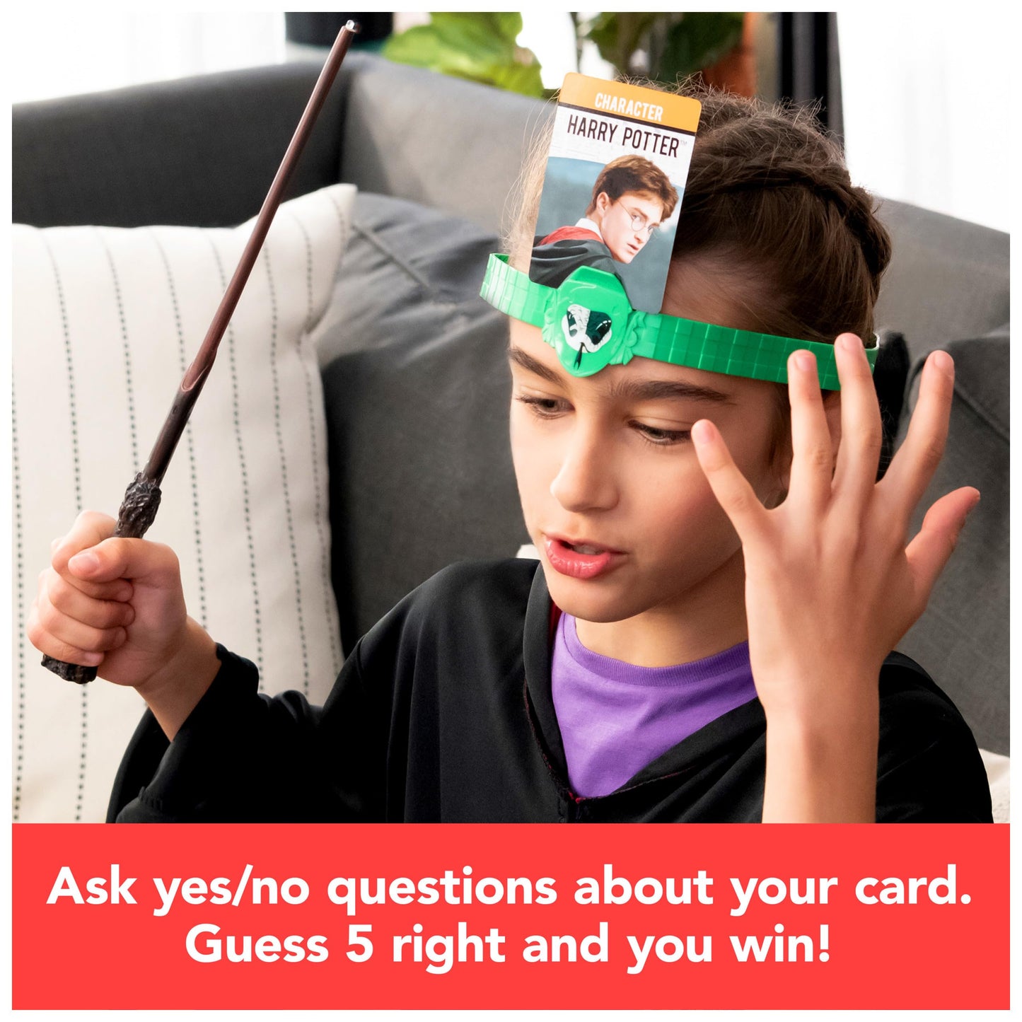 Hedbanz, Quick Question Picture Guessing Family Game for Game Night Headbands Board Game, for Adults and Kids Ages 7 and Up (Edition May Vary)