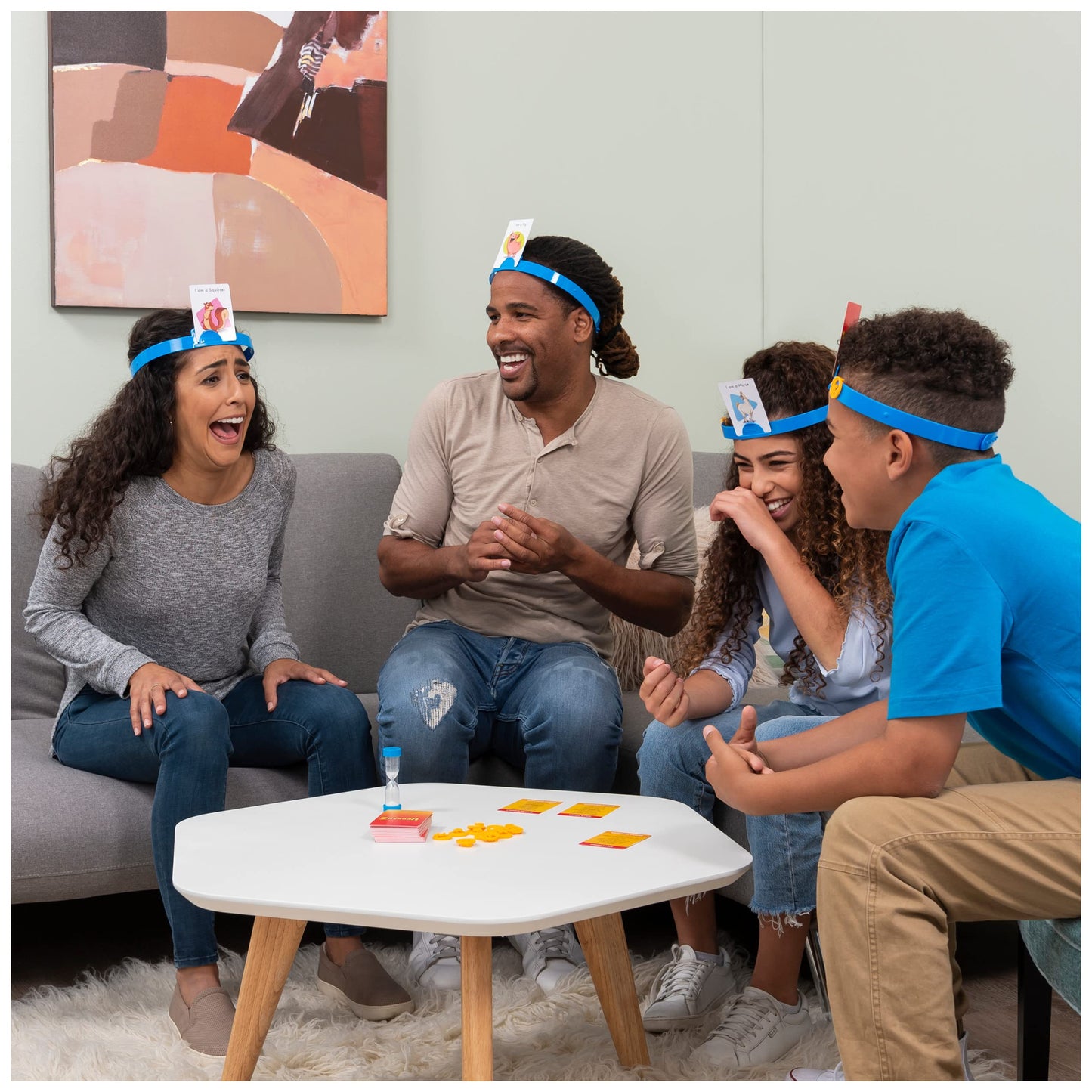 Hedbanz, Quick Question Picture Guessing Family Game for Game Night Headbands Board Game, for Adults and Kids Ages 7 and Up (Edition May Vary)