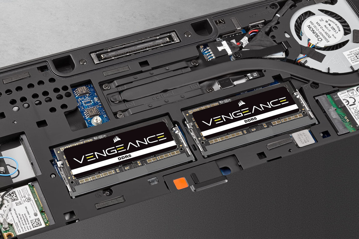 CORSAIR Vengeance SODIMM DDR5 RAM 16GB (1x16GB) 4800MHz CL40-40-40-77 1.1V Intel AMD Laptop Notebook Memory - Black (CMSX16GX5M1A4800C40)